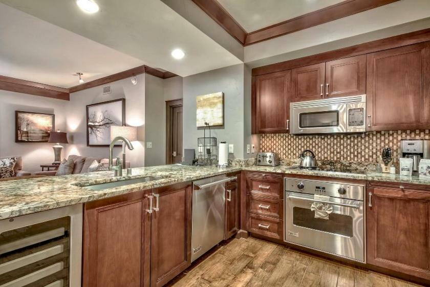 Constellation Residences Truckee Bagian luar foto